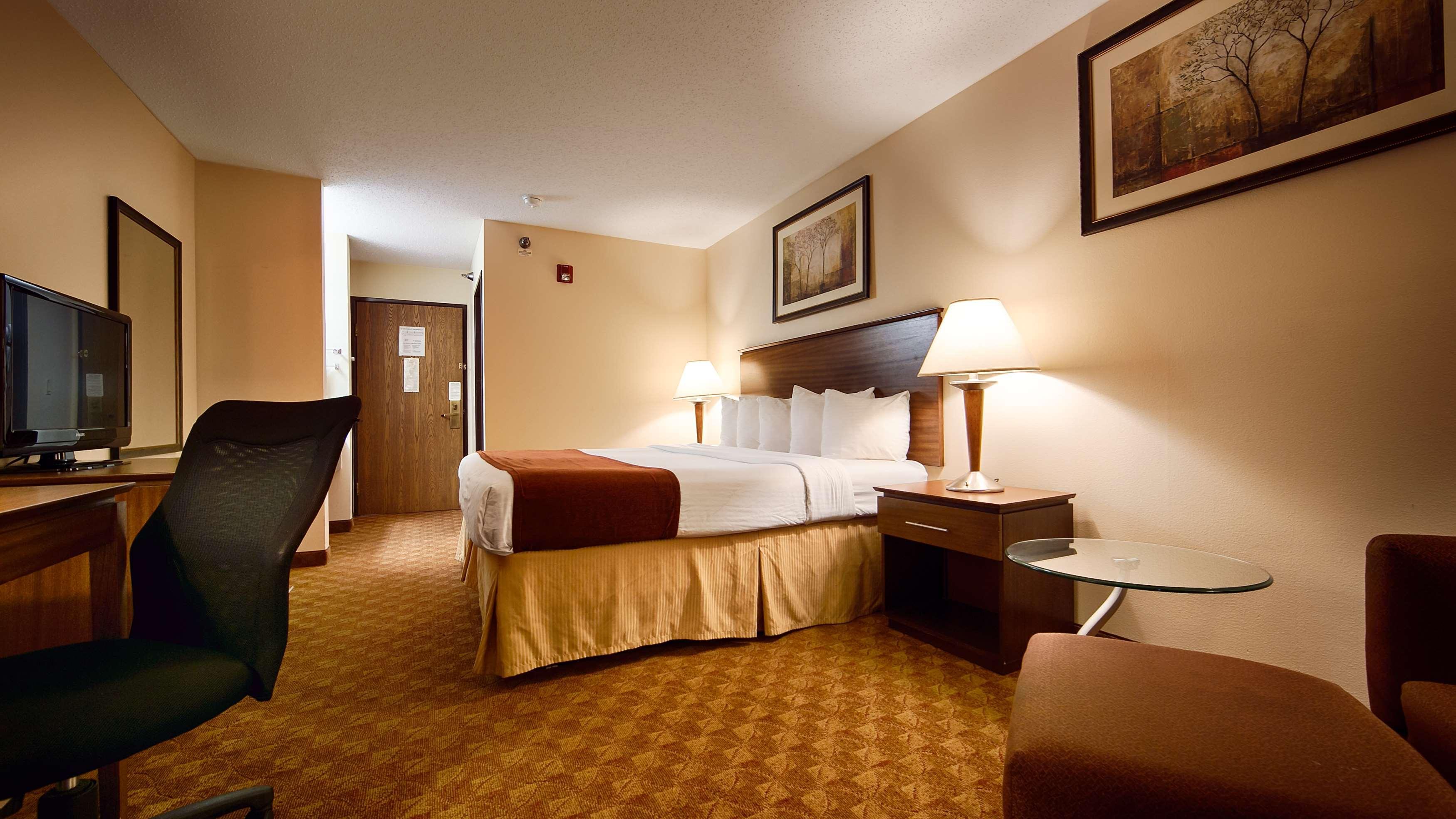 Best Western Lakewood Inn Hebron Esterno foto