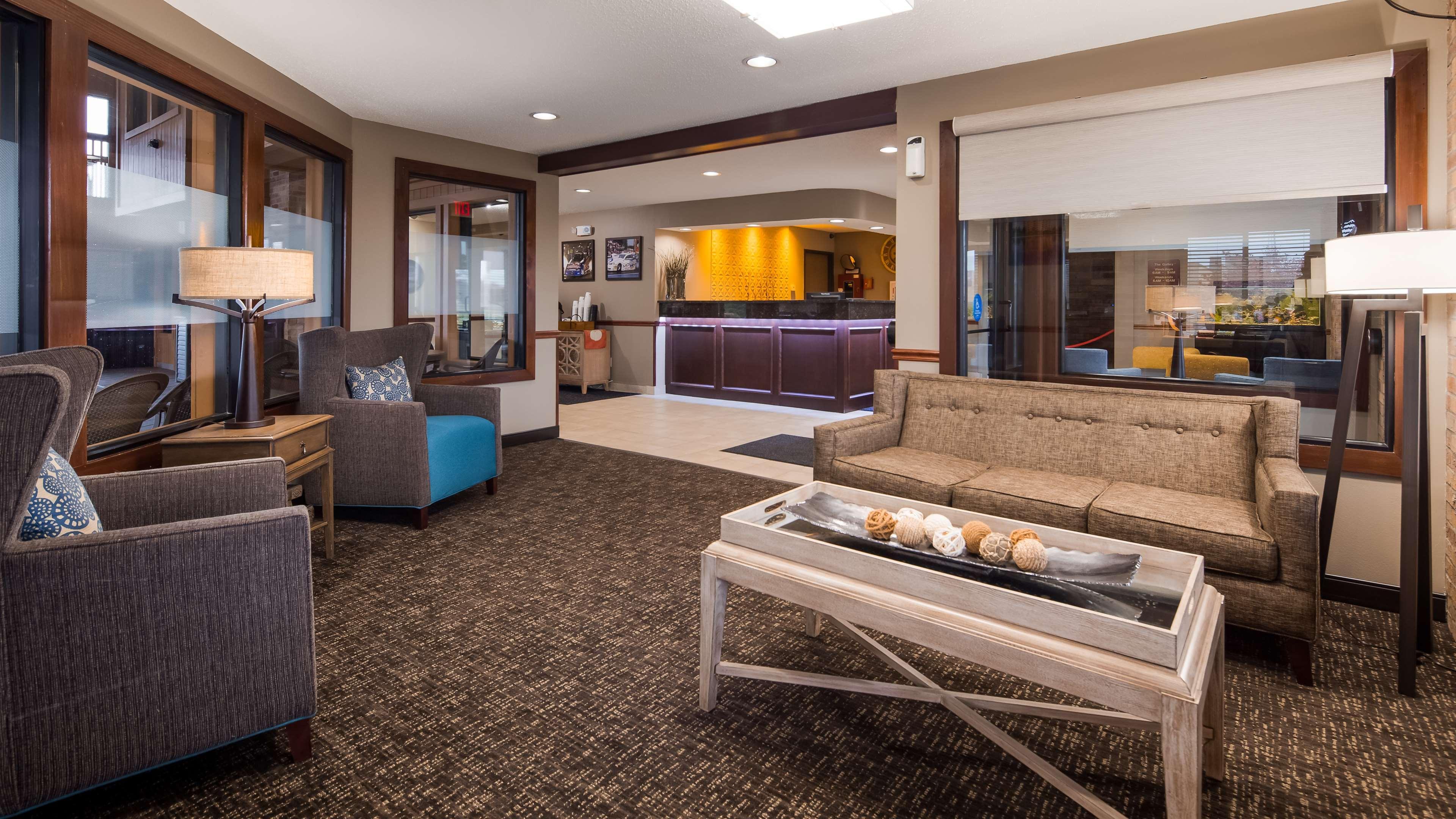 Best Western Lakewood Inn Hebron Esterno foto